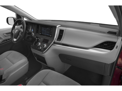 2018 Toyota Sienna SE 8 Passenger