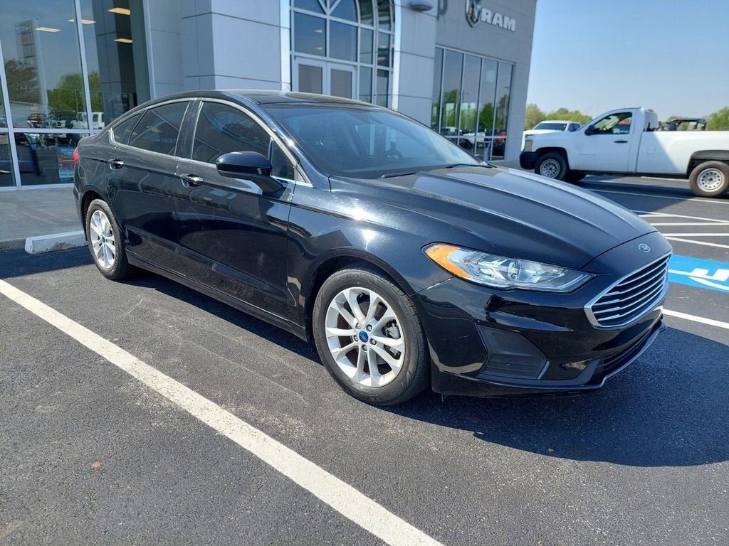 2020 Ford Fusion SE