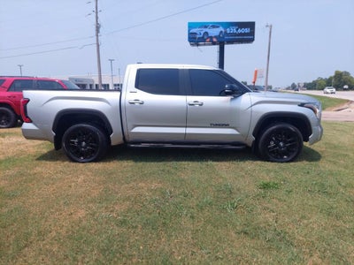 2025 Toyota Tundra 4WD SR5