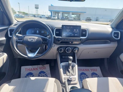 2024 Hyundai VENUE SEL