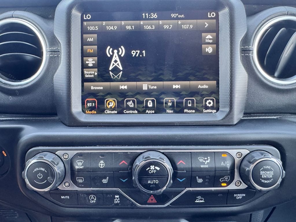 2022 Jeep Gladiator Overland