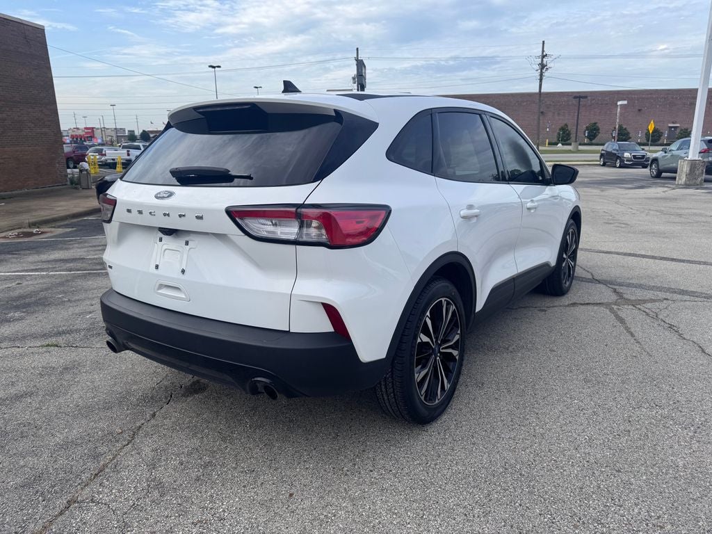 2021 Ford Escape SE