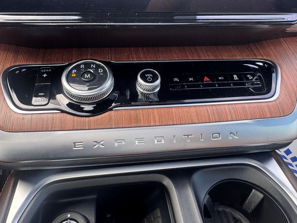 2025 Ford Expedition King Ranch