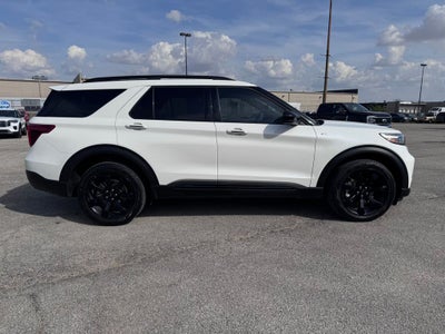 2024 Ford Explorer ST-Line