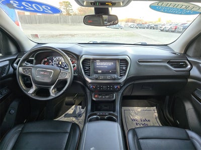 2023 GMC Acadia AT4