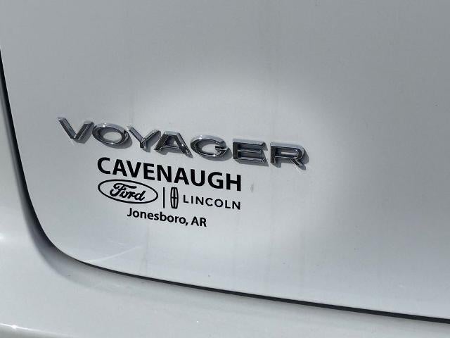 2024 Chrysler Voyager LX