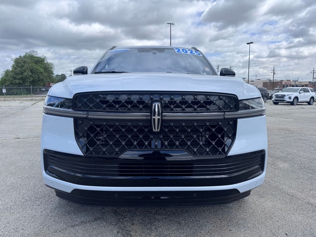 2025 Lincoln Navigator L Reserve