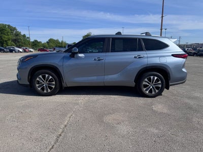 2023 Toyota Highlander XLE