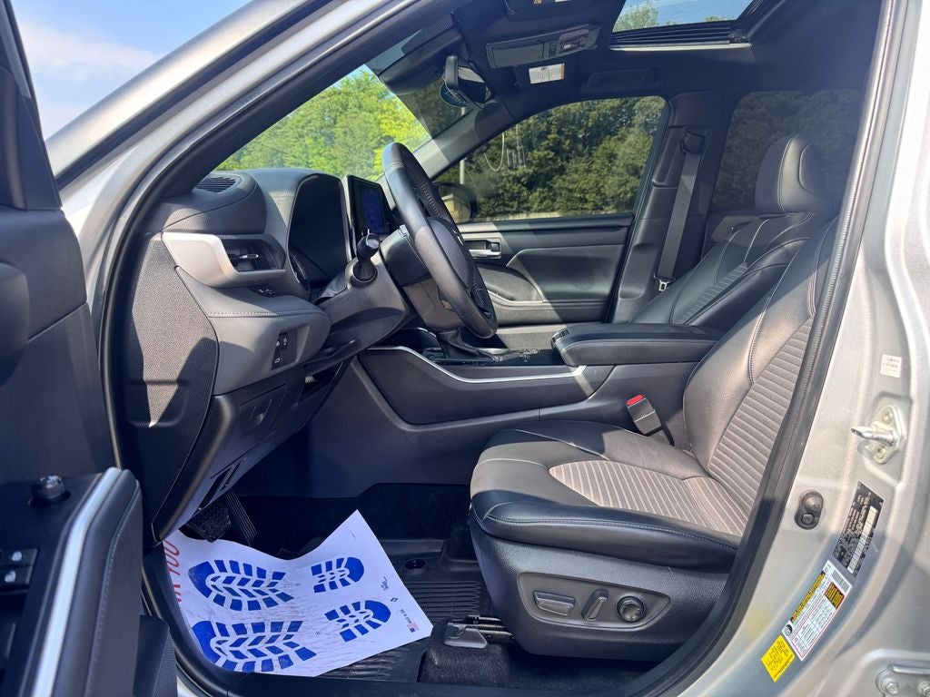 2023 Toyota Highlander XSE