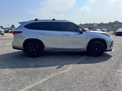 2023 Toyota Highlander XSE
