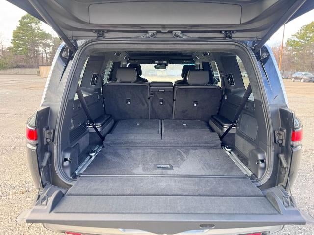 2023 Rivian R1S Adventure