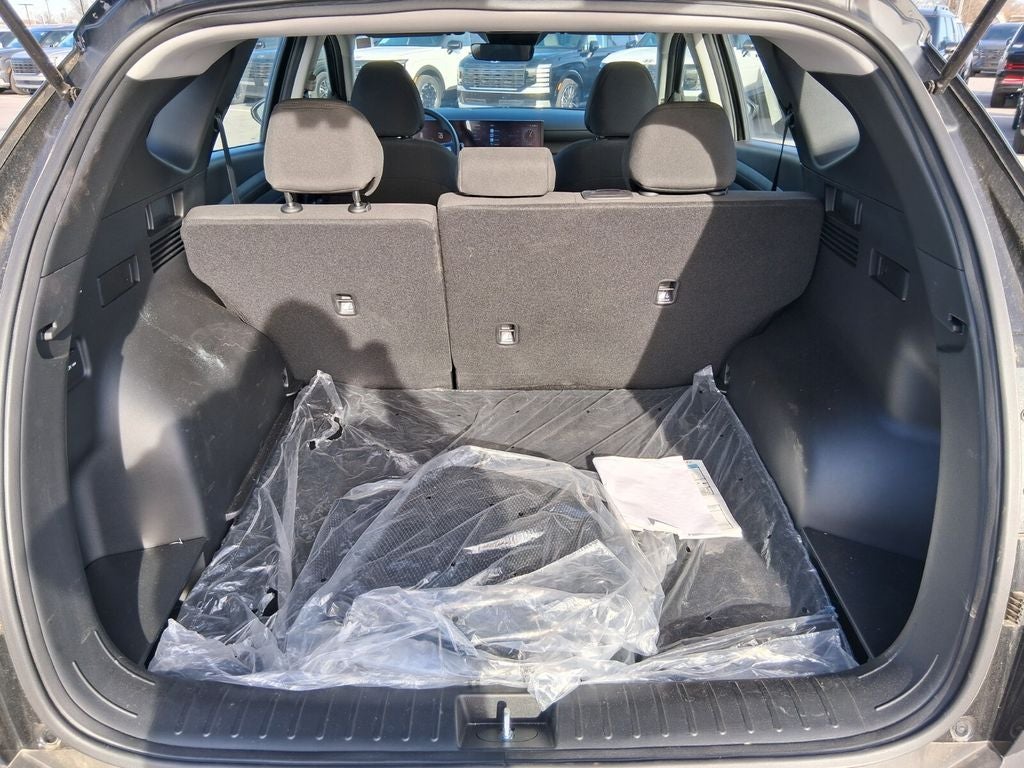 2025 Hyundai TUCSON SE FWD