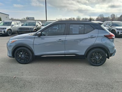 2023 Nissan Kicks SR