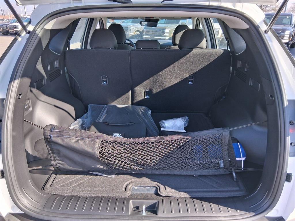 2026 Hyundai TUCSON SE FWD