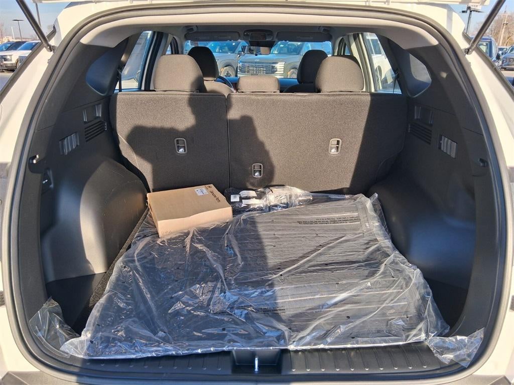 2026 Hyundai TUCSON SE FWD