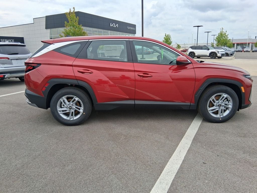 2026 Hyundai TUCSON SE FWD