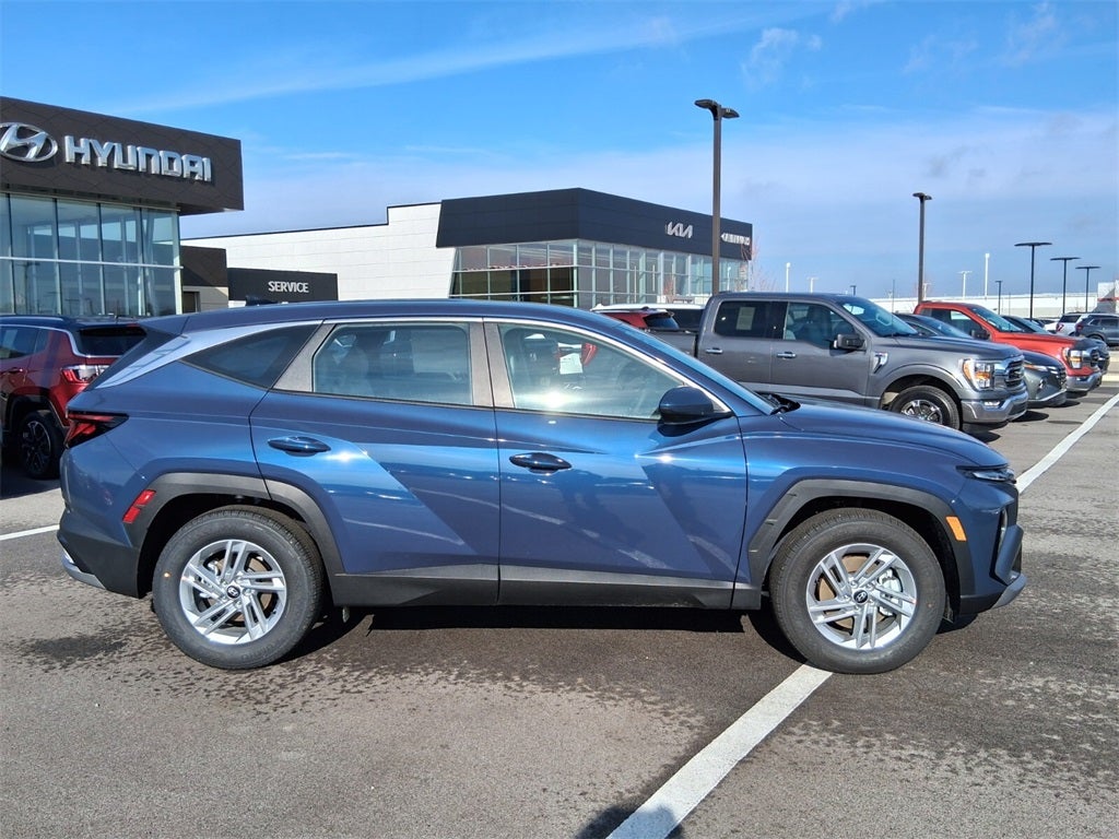 2026 Hyundai TUCSON SE FWD