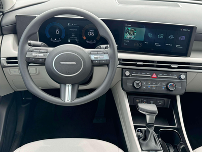 2025 Hyundai TUCSON SE AWD