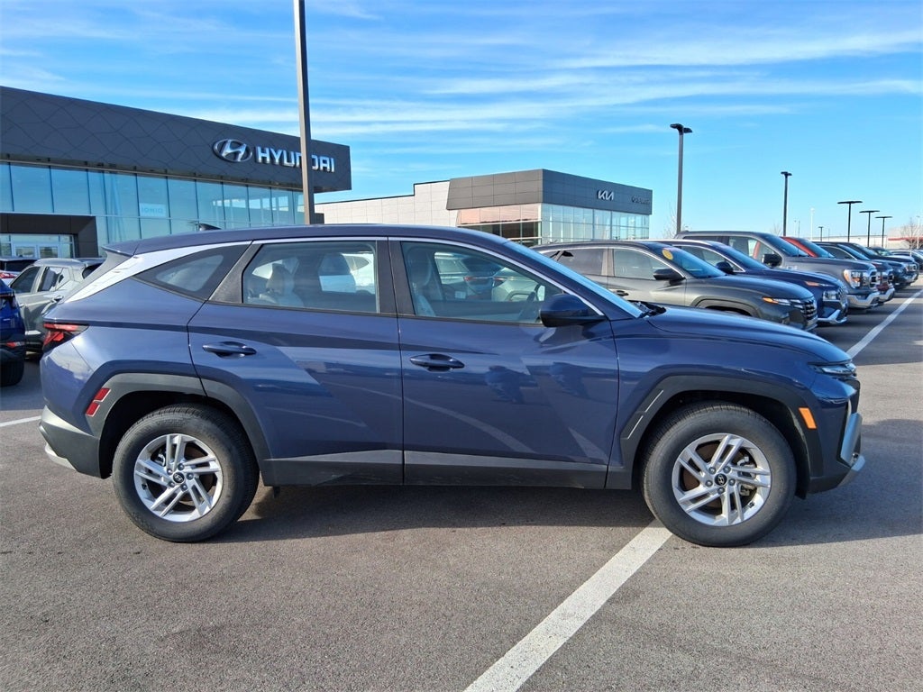2025 Hyundai TUCSON SE AWD