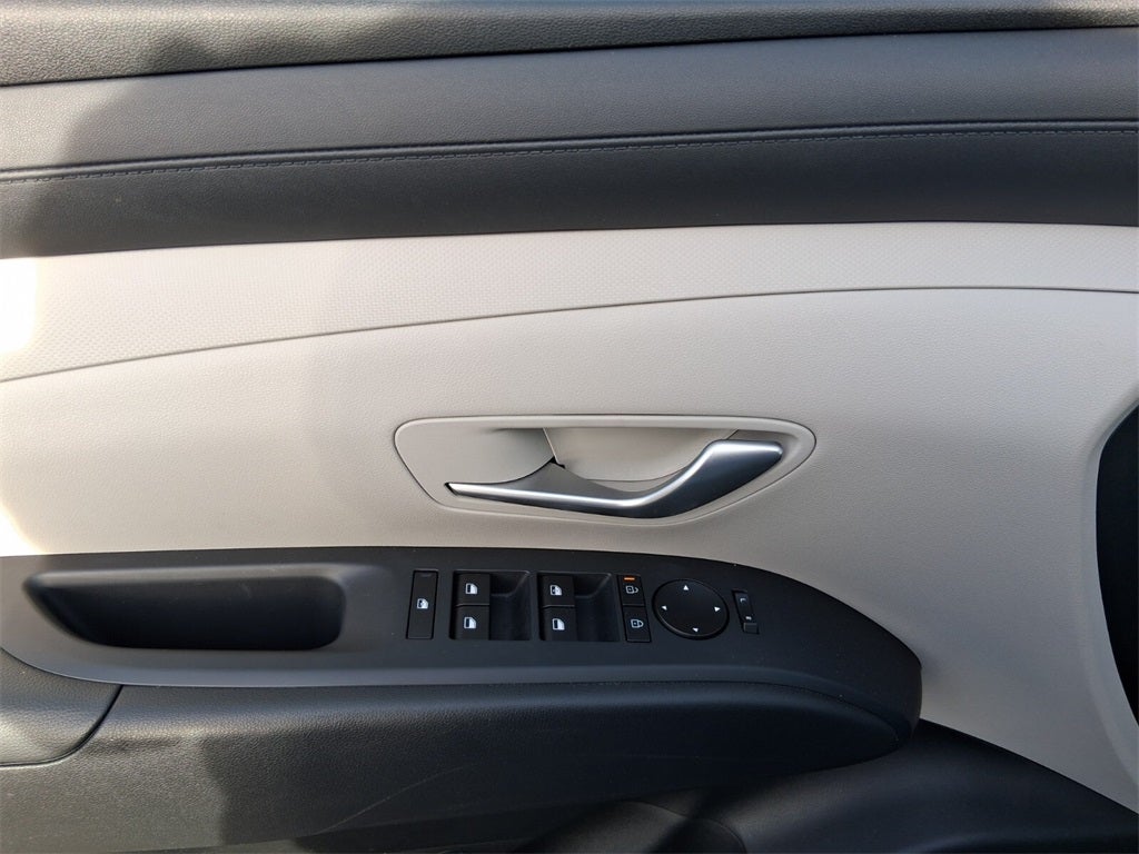 2025 Hyundai TUCSON SE AWD