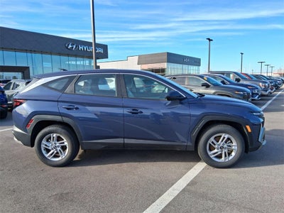 2025 Hyundai TUCSON SE AWD