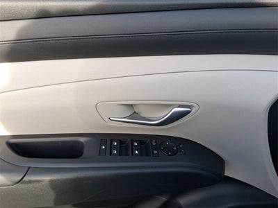 2025 Hyundai TUCSON SE AWD