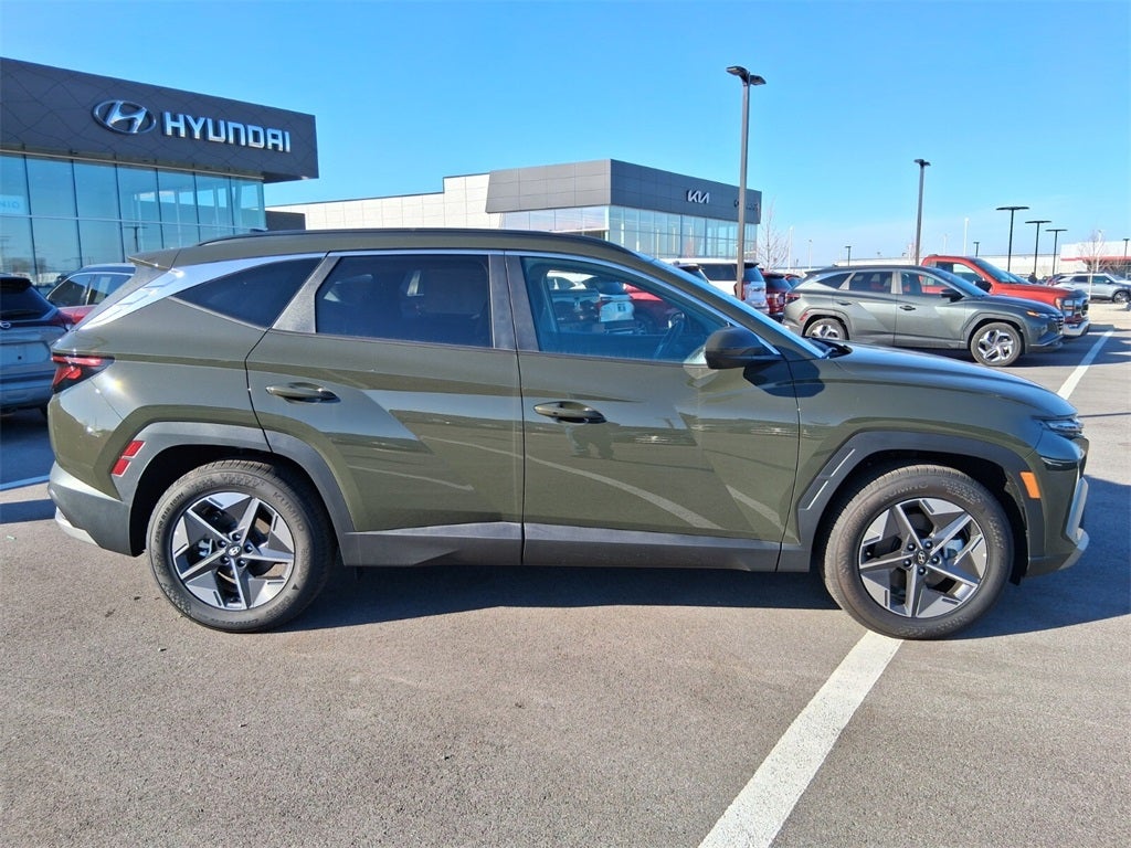 2026 Hyundai TUCSON SEL FWD