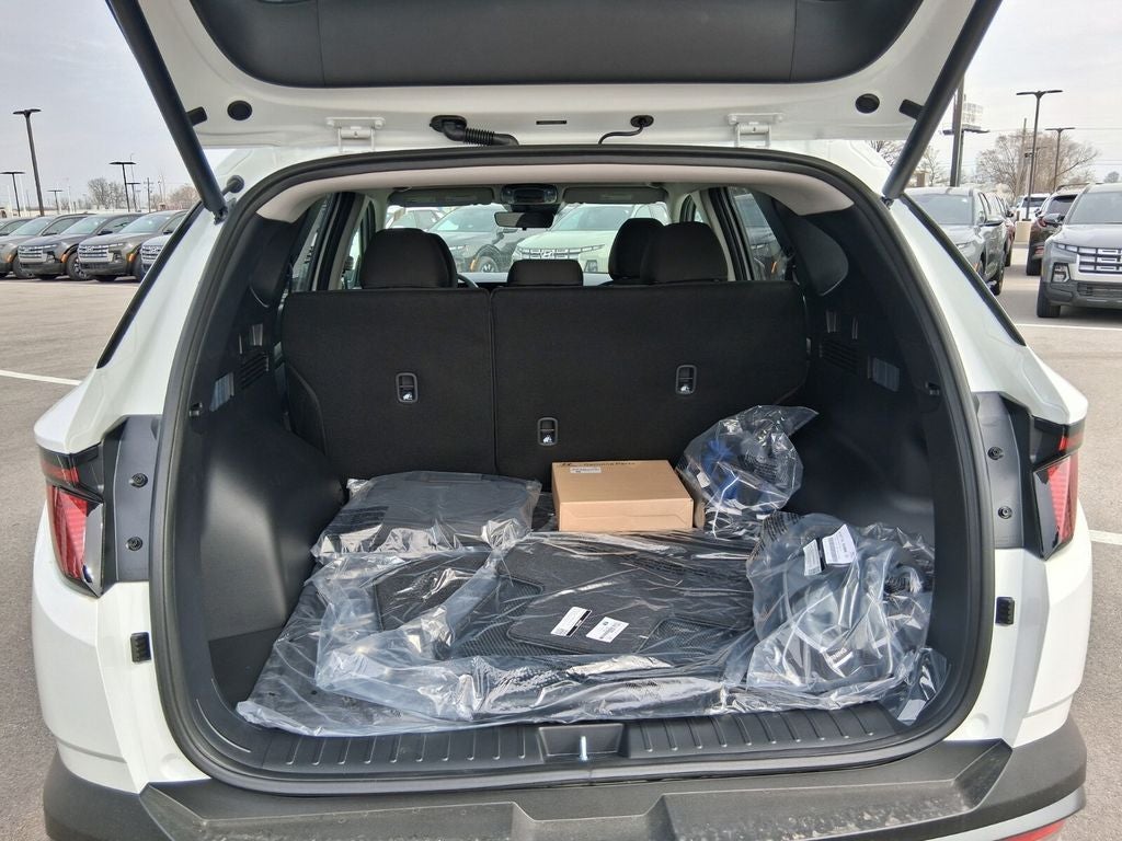 2026 Hyundai TUCSON SEL FWD