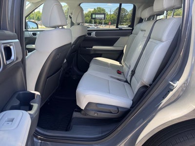 2025 Hyundai SANTA FE SEL