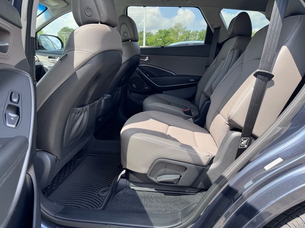 2019 Hyundai SANTA FE SE