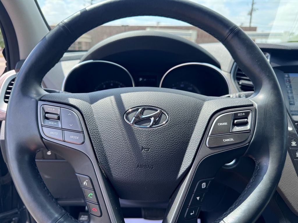 2019 Hyundai SANTA FE SE