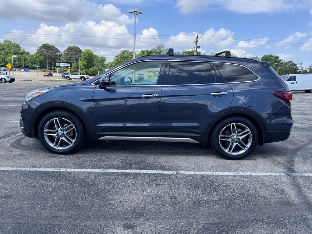 2019 Hyundai SANTA FE SE