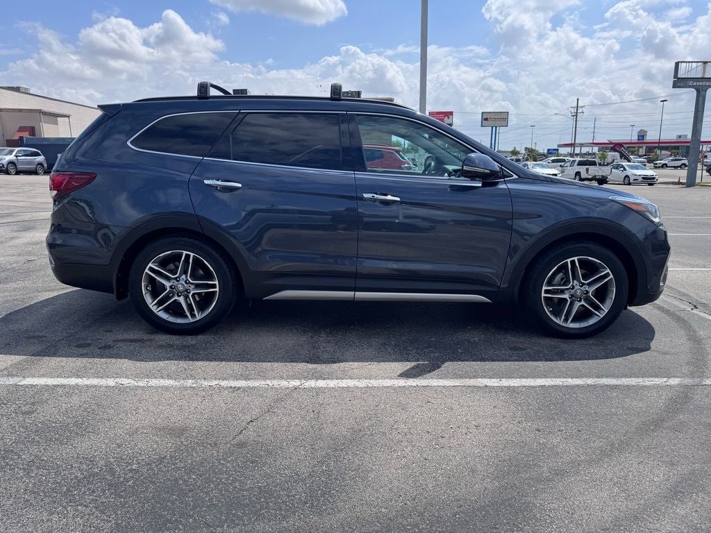 2019 Hyundai SANTA FE SE