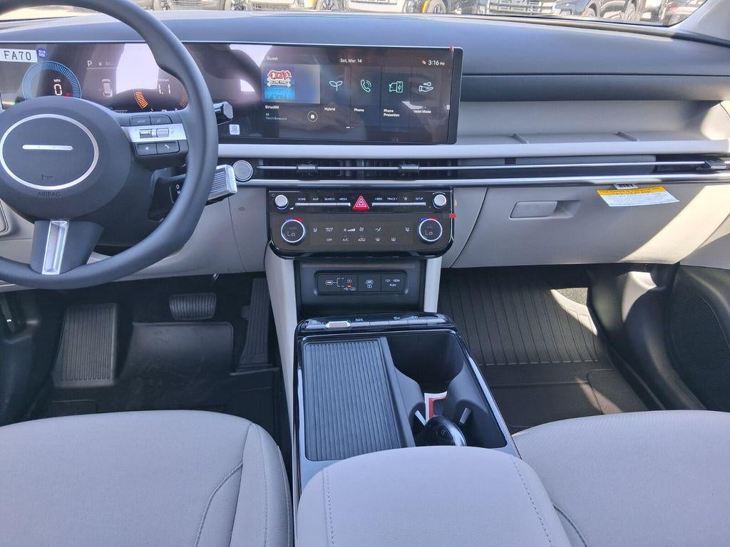 2026 Hyundai TUCSON HYBRID SEL AWD