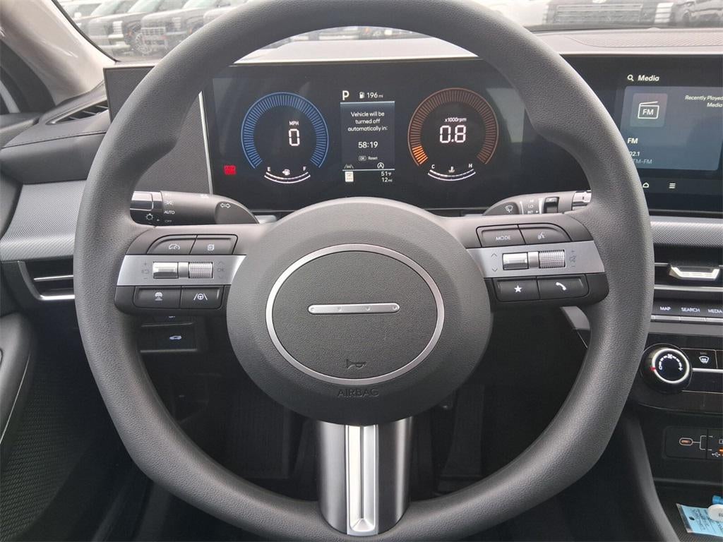 2025 Hyundai SONATA SE