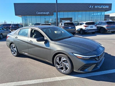 2025 Hyundai ELANTRA SEL Sport
