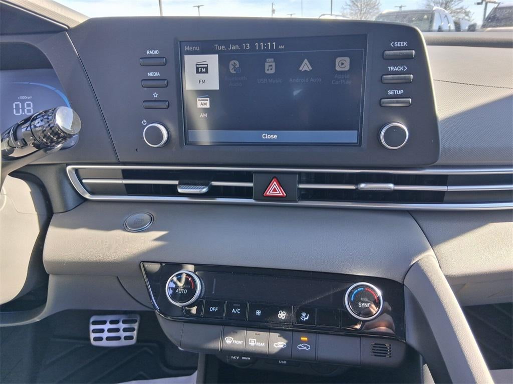 2025 Hyundai ELANTRA SEL Sport