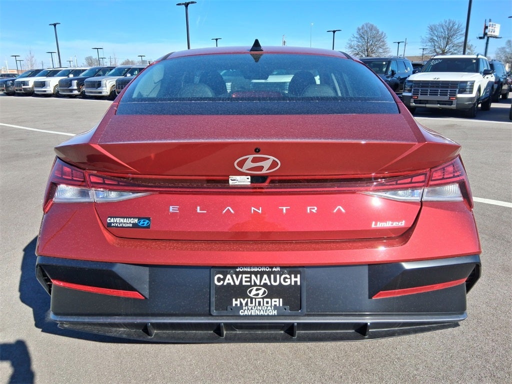 2025 Hyundai ELANTRA Limited