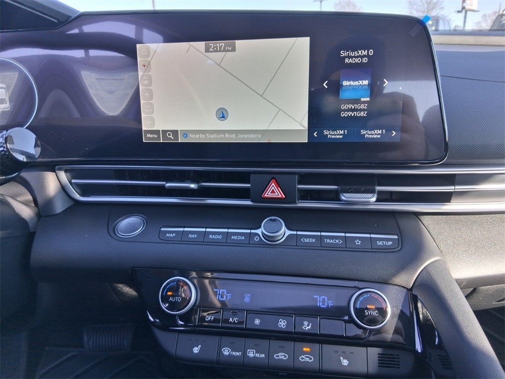 2025 Hyundai ELANTRA Limited