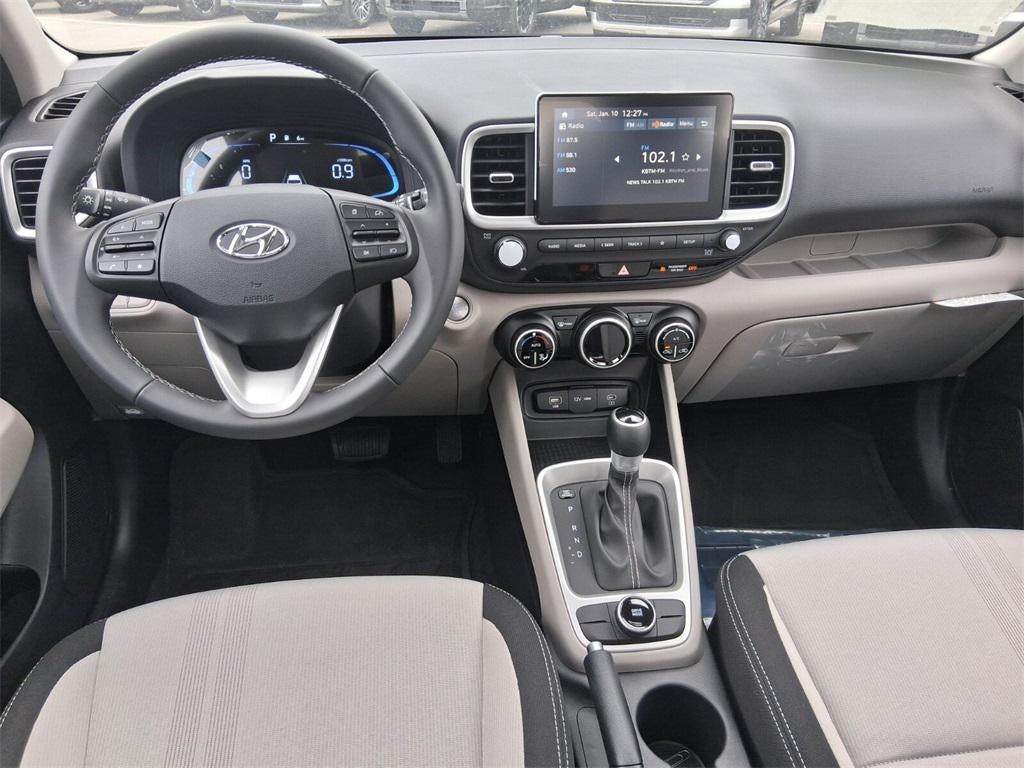 2025 Hyundai VENUE SEL
