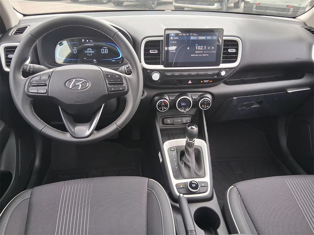 2026 Hyundai VENUE SEL W/Two-Tone Roof