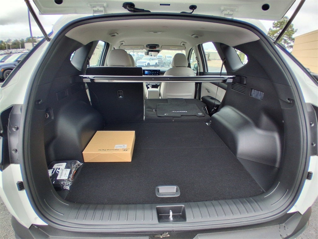 2026 Hyundai TUCSON SE FWD