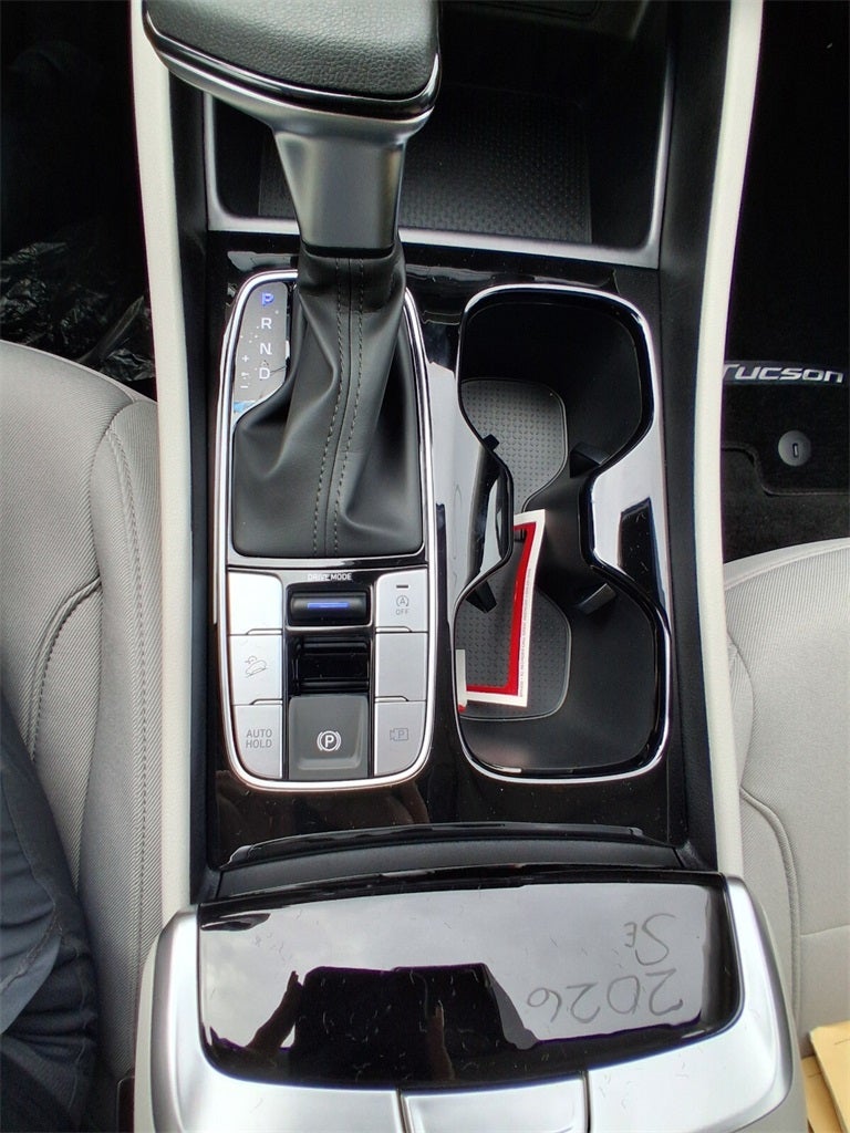 2026 Hyundai TUCSON SE FWD