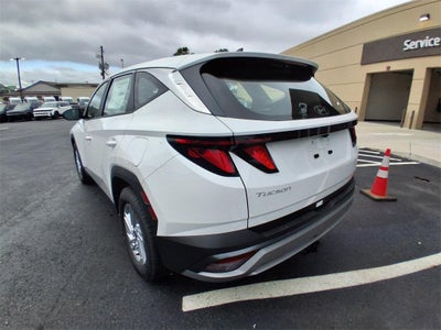 2026 Hyundai TUCSON SE FWD