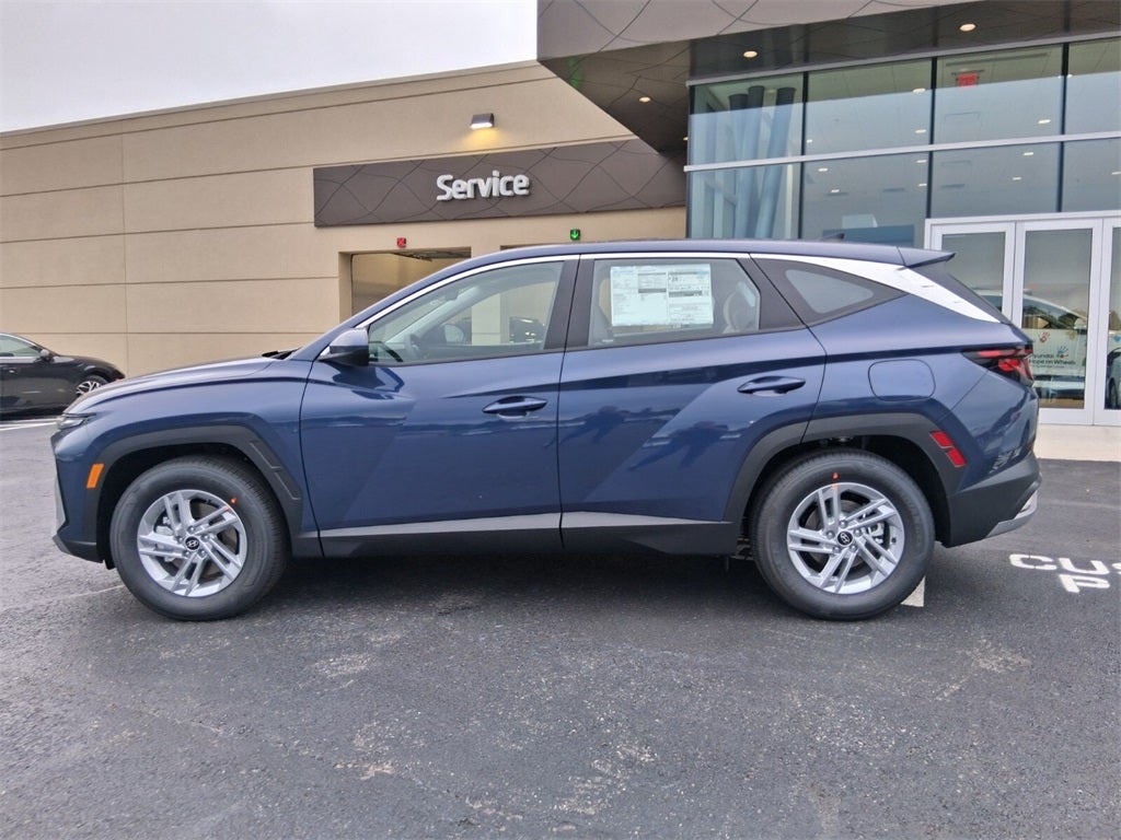 2026 Hyundai TUCSON SE FWD