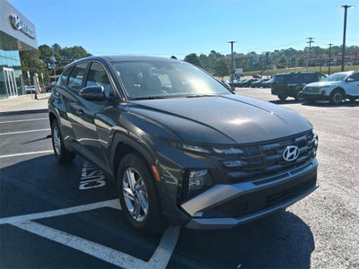 2025 Hyundai TUCSON SE