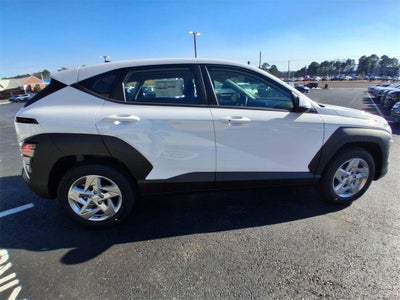 2026 Hyundai KONA SE FWD