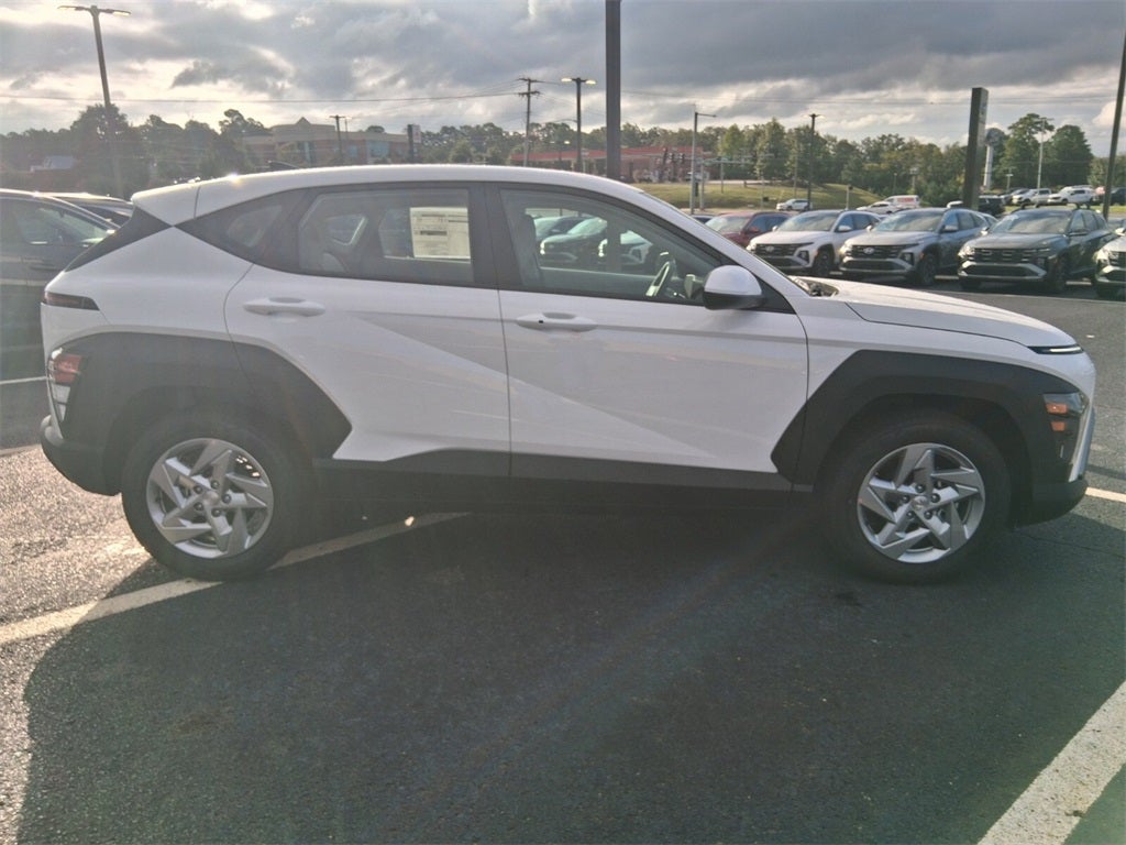 2026 Hyundai KONA SE FWD