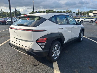 2026 Hyundai KONA SE FWD