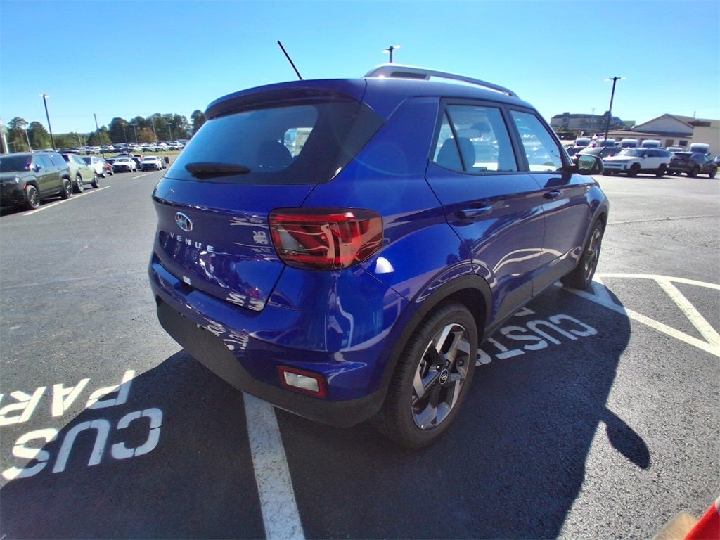 2025 Hyundai VENUE SEL